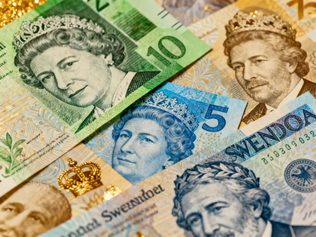 Banknoty upamiętniające kobiety z różnych krajów